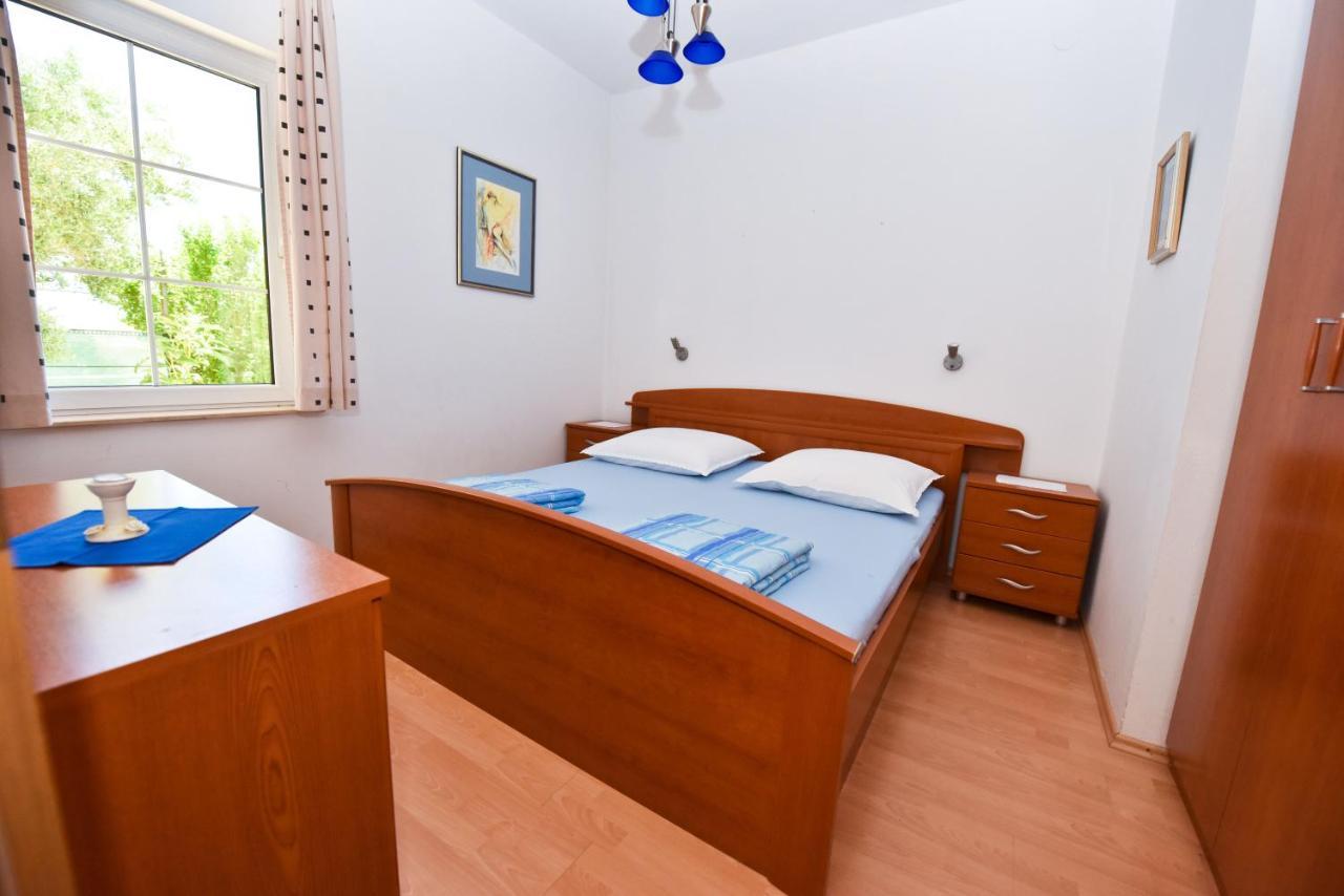נובליה Apartments Smoky מראה חיצוני תמונה