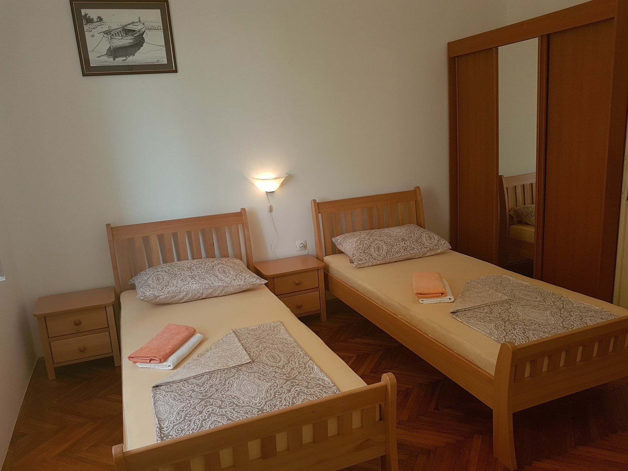 נובליה Apartments Smoky מראה חיצוני תמונה